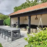 B&B \'Hof Baaiweg\' Met Barrelsauna